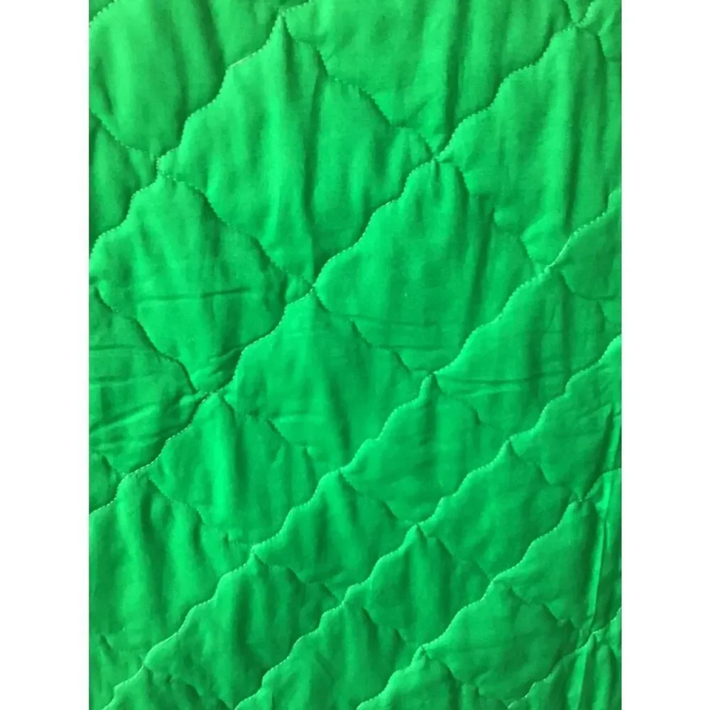 Hand Crafted green highlights care